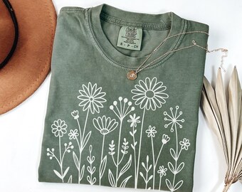 Comfort Colors® Wildflower Shirt, Women's Flower Tshirt , Cottagecore Floral Tshirt, Cute Boho Flower T shirt, Botanical Nature Lover Gift