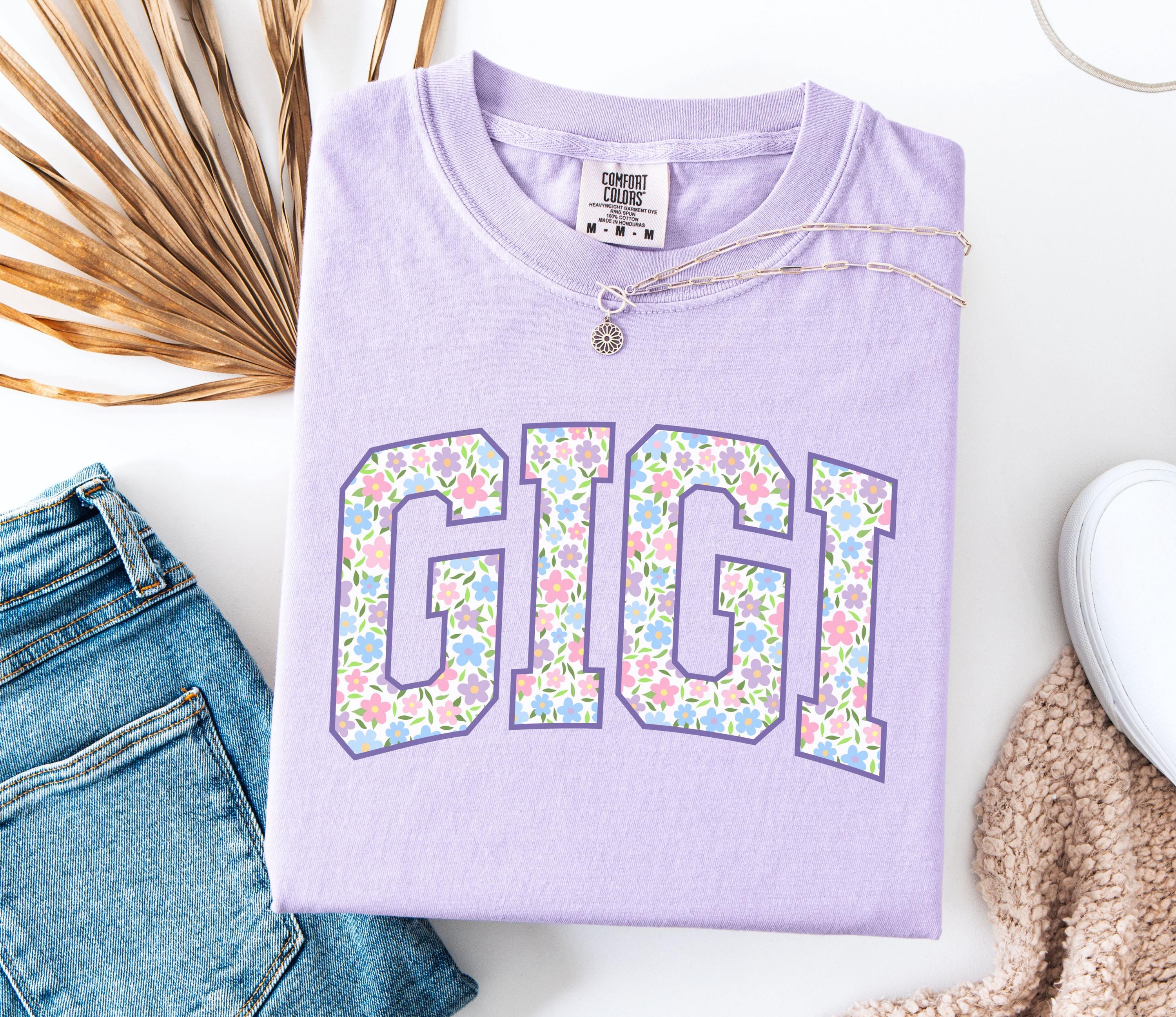 Floral Gigi Shirt, Comfort Colors Gigi Tee, Trendy Grandma Tshirt, Women's Flower Gigi Gift, Spring Pregnancy Reveal, Mother's Day