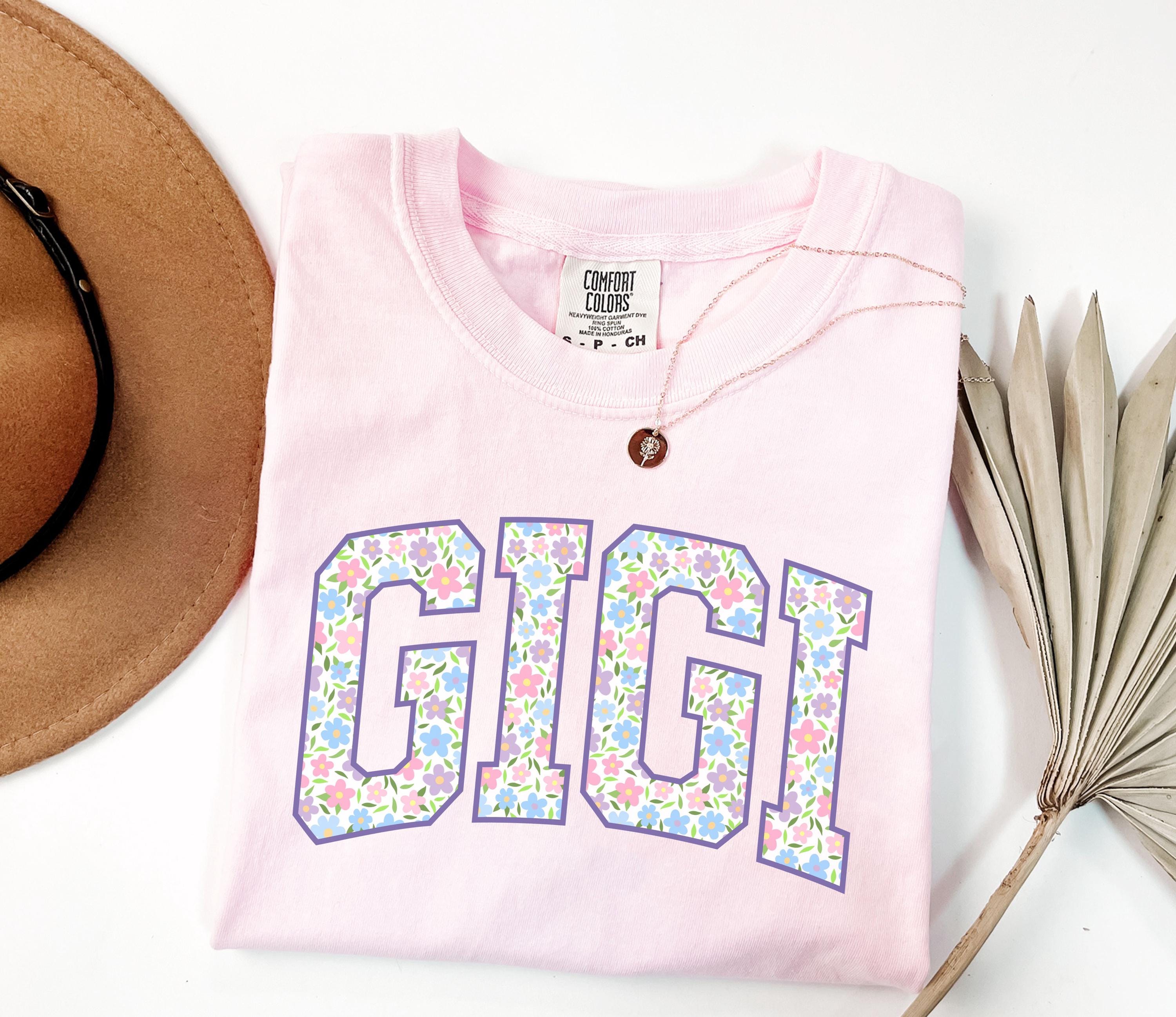 Floral Gigi Shirt, Comfort Colors Gigi Tee, Trendy Grandma Tshirt, Women's Flower Gigi Gift, Spring Pregnancy Reveal, Mother's Day