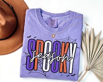 Comfort Colors® Spooky Season Shirt, Cute Halloween Tee, Spooky Vibes Tshirt, Women's Trendy Fall Gift, Retro Halloween Aesthetic, Autumn