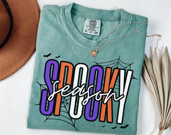 Comfort Colors® Spooky Season Shirt, Cute Halloween Tee, Spooky Vibes Tshirt, Women's Trendy Fall Gift, Retro Halloween Aesthetic, Autumn