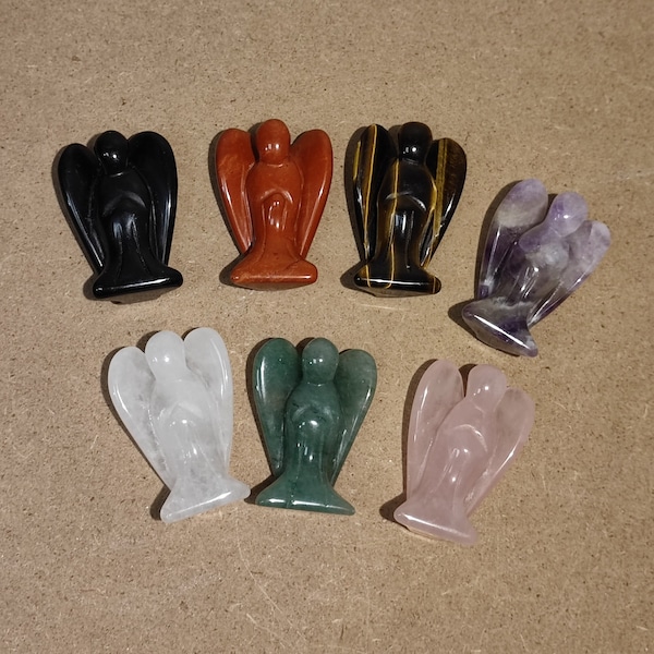 Figurine Ange Pierre, crystal Angel Stone Quartz rose, Cristal de roche, Jaspe Rouge, Amethyste, Oeil du tigre, Obsidienne noire, Aventurine