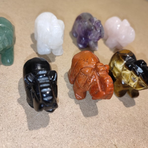 Figurine Elephant Pierre 35mm, Améthyste, Aventurine, Cristal de Roche, Quartz rose, Obsidienne noire, Oeil du Tigre, Jaspe rouge