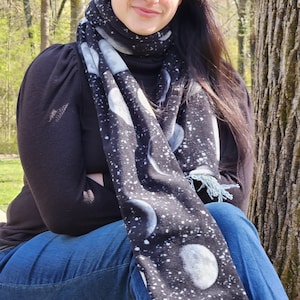 Moon Phase Scarf