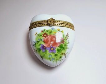 Vintage Porcelain Heart Trinket Box