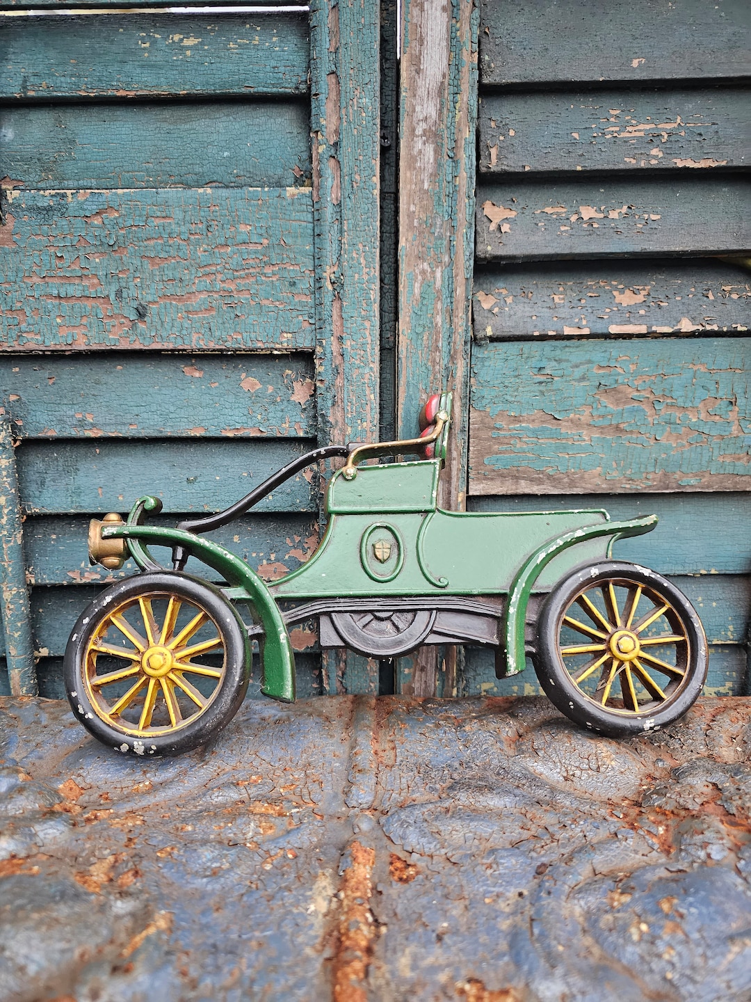 Vintage Sexton USA Wall Hanging Cast Iron/metal Antique Motor Car