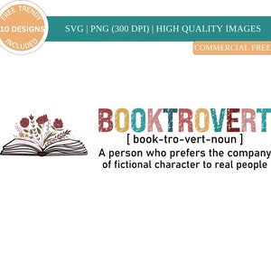 K&ouml;nnte beinhalten: Ein farbenfrohes Grafikdesign mit dem Text "BOOKTROVERT", definiert als "[book-tro-vert-noun] Eine Person, die die Gesellschaft von fiktiven Charakteren gegen&uuml;ber realen Menschen bevorzugt". Das Design zeigt ein offenes Buch mit Blumen, die daraus wachsen.