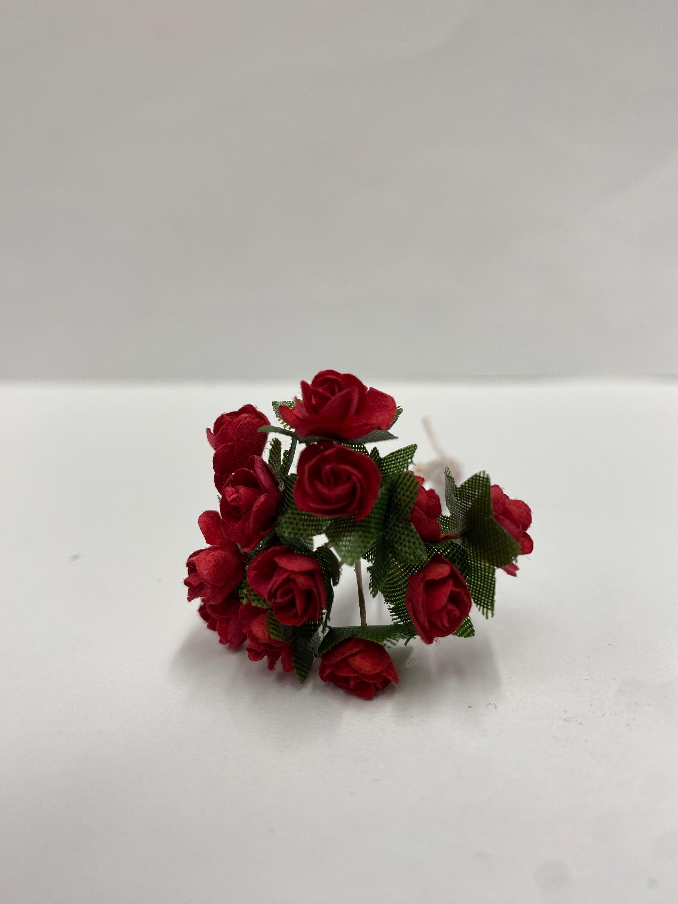 Mini Tea Roses Miniature Tea Rose Bouquet: Cake & Flower Arranging (4-inch) - Etsy UK