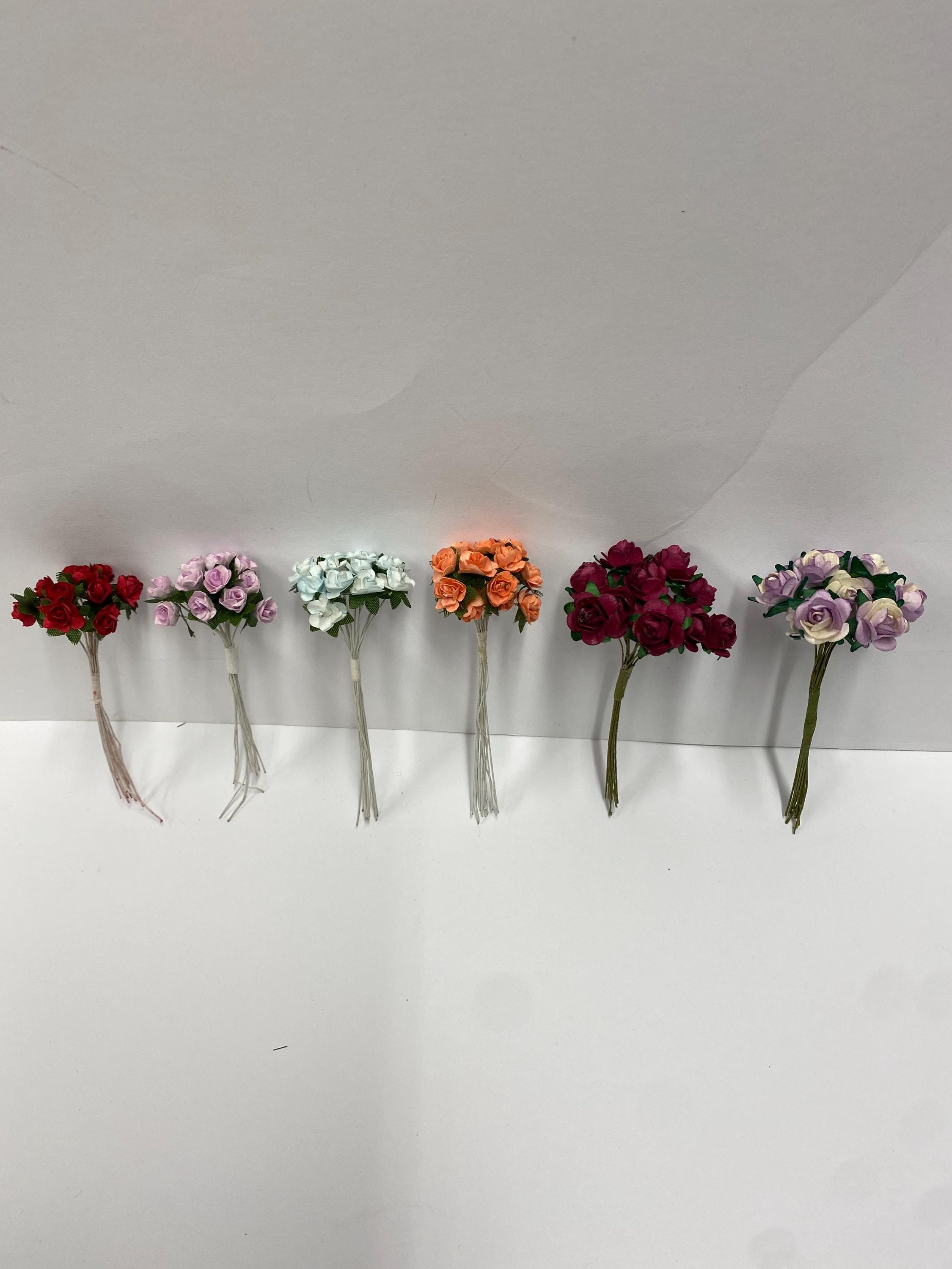 Mini Tea Roses Miniature Tea Rose Bouquet: Cake & Flower Arranging (4-inch) - Etsy UK