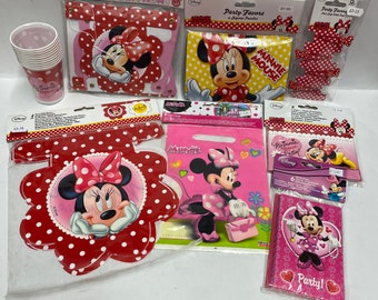 Minnie Mouse Party Supplies: Cups, Banner, Loot Bags, Invitations