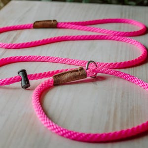 Slip lead/PREMIUM/professional dog training leash/8mm PP rope with the push button snug stopper and hand-stitched leather binding/4-6-8 Feet Neon Pink