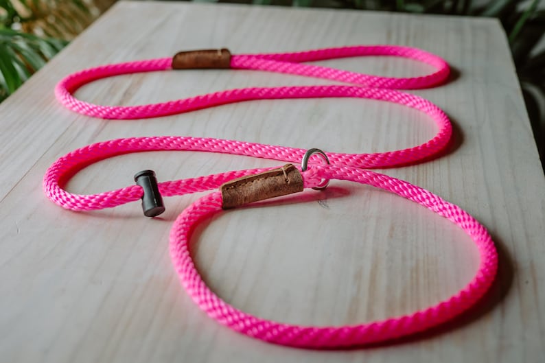Slip lead/PREMIUM/professional dog training leash/8mm PP rope with the push button snug stopper and hand-stitched leather binding/4-6-8 Feet Neon Pink