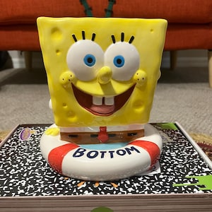 2003 Spongebob Squarepants Ceramic Piggy Bank