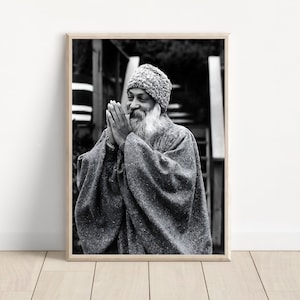 Osho Wall Art, Osho , Osho Picture , Acharya Rajneesh, Spiritual Guru, Poster Print, Canvas