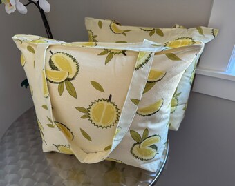 Signature Zipper Tote - Durian