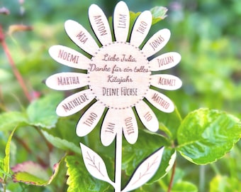 Wooden flower with name personalized for daycare, school, graduation gift