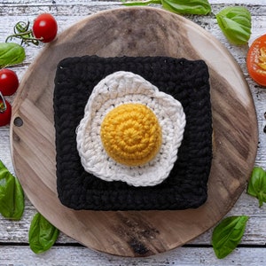 Easy granny square fried egg crochet PDF PATTERN | Step-by-step tutorial in English with photos | Beginner friendly image 1