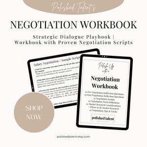 Peut inclure: Un classeur numérique intitulé "Negotiation Workbook" sur fond rose et blanc. Le classeur est un guide de dialogue stratégique avec des scripts de négociation éprouvés. Le classeur comprend 10 questions de réflexion pré-négociation, 10 questions de réflexion post-négociation, 10 scripts de négociation, 10 définitions de termes de négociation, 10 considérations de recherche de marché, où faire des recherches de marché et 10 conseils et astuces de négociation.