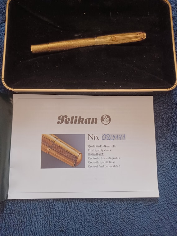 Pelican M760 Gold Plate Fountain Pen ( XF) Nib