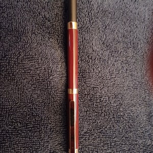 Montblanc Noblesse Bordeaux Fountain Pen  18kt  F nib