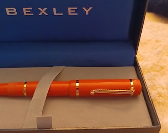 Bexley Owners Club 2010 ORANGE Fountain Pen 18KT  F Nib  097/117