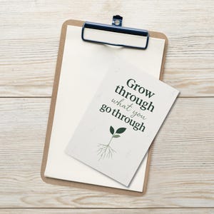 Cresci attraverso ciò che attraversi – Cartolina ispiratrice