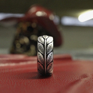 Leaf Pattern Wedding Band - 925 Sterling Silver Nature Ring for Men Women - Botanical Feather Design Handcrafted Ring