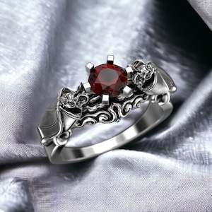 Bat Engagement Ring 925 Sterling Silver, Gothic Wedding Jewelry, Unique Handmade Bat Ring, Men&#39;s and Women&#39;s Alternative Bridal Ring