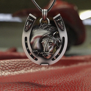 Horse Pendant Necklace, Horseshoe Equestrian Jewelry, 925 Sterling Silver Horse Head Pendant, Handmade Horse Lover Gift, Western Jewelry