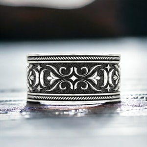 Viking Ring 925 Sterling Silver, Bold Norse Jewelry for Men and Women, Handmade Detailed Viking Design, Perfect for History