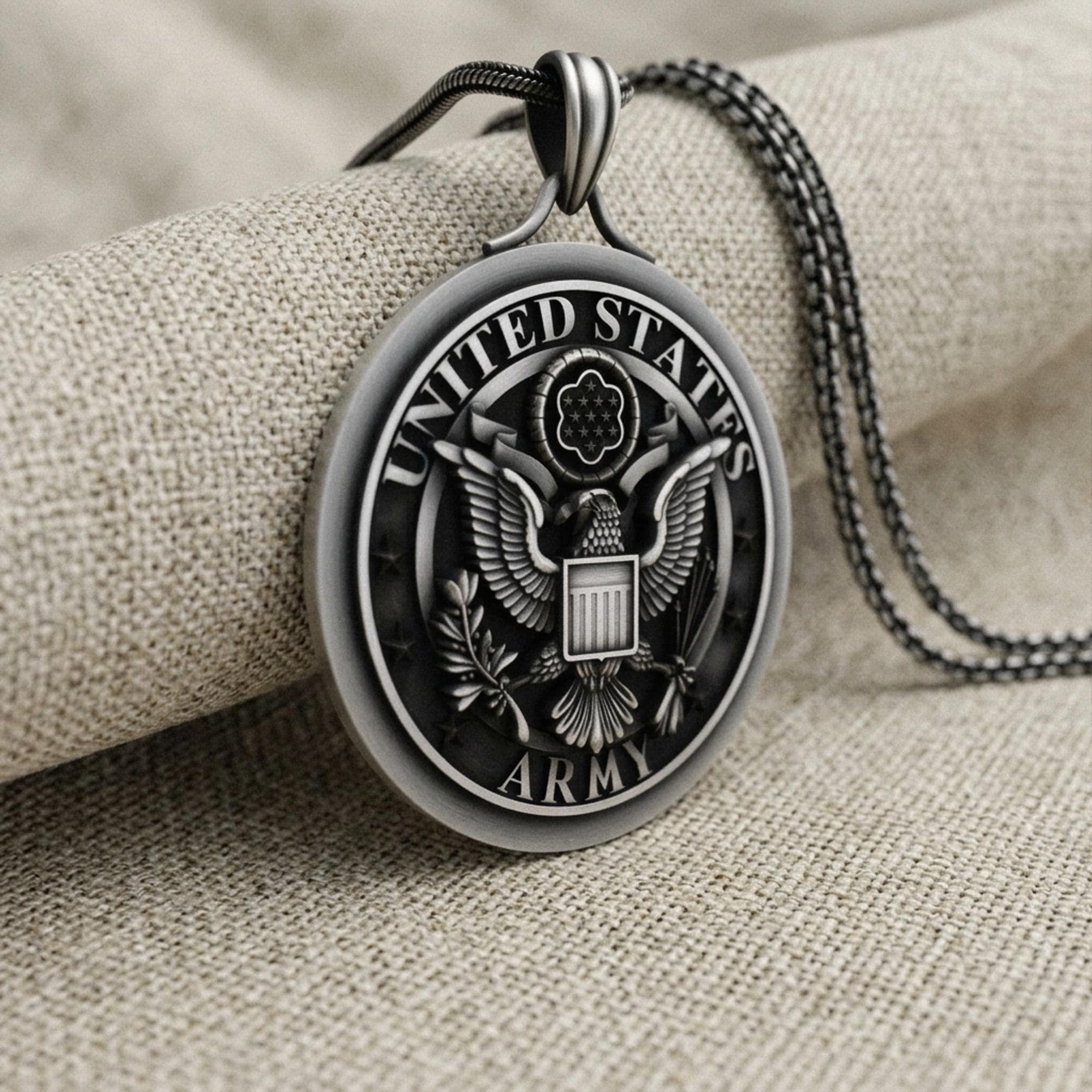 US Army 紋章 チャーム 925 シルバー ヴィンテージ ミリタリー ブレスレット 銀 Signal Corps In Infantry Rifles Prop & Wings Y25-L US Army Pendant 925 Sterling Silver | Military Emblem Necklace
