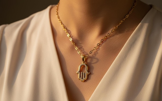 Hamsa Pendant Necklace Gold Vermeil | 925 Sterling Silver Hand of
