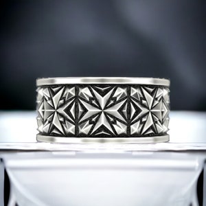 Men Band Ring 925 Sterling Silver, Classic and Stylish Jewelry for Men, Handmade Detailed Band Design, Perfect for Everyday Wear