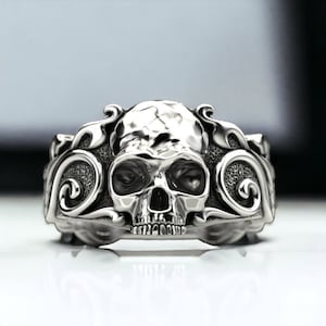 Ring Skull 925 Sterling Silver Bold Gothic Jewelry for Men and Women, Unique Handmade Skull Design, Perfect Statement Ring