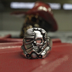 Space Trooper Ring 925 Sterling Silver Men&#39;s Sci-Fi Jewelry - Handcrafted Skull Helmet Ring with Military Design Details