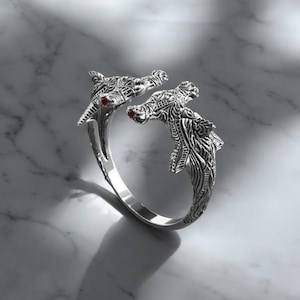 925 Sterling Silver Shark Ring, Ocean Inspired Jewelry, Marine Animal Ring, Beach Lover Gift, Sea Life Accessory, Unisex Fish Ring