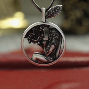 Anhänger Griechische Göttin 925 Sterling Silber Handgefertigte Halskette mit Blattanhänger Profil Silhouette Mythologie Schmuck Geschenk