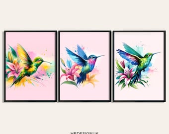 Tropisches Kolibri Print-Set - 3 Poster | Rosa Aquarell Design | Vogel mit Blumen | Wohnzimmer Wandkunst | Geschenke | Exotisches Dekor