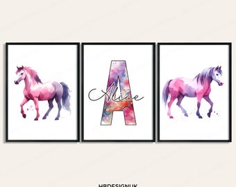 Estampas de Cavalo Personalizadas - Conjunto de 3 Pôsteres | Estampa de Pônei | Arte de Parede para Quarto de Menina | Berçário Infantil | Arte para Sala de Brinquedos | Presente de Cavalo para Meninas