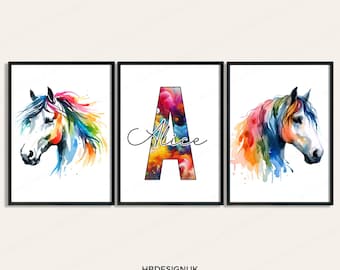 Arte de parede personalizada com cavalo - Conjunto de 3 impressões | Estampa vibrante de pônei | Pôster para quarto de menina | Arte para quarto de criança | Presente de cavalinho para meninas