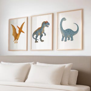 Arte de pared para guardería de dinosaurios / Impresiones de dinosaurios en acuarela para dormitorio de niños / Decoración de habitación infantil / Juego de pósteres de dinosaurios A4 sin marco / Regalo para bebé niño