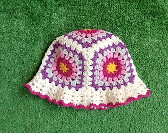 Cappello quadrato della nonna Cappello colorato all'uncinetto, Cappello invernale lavorato a maglia, Cappello in cotone, Cappello vintage, Berretto lavorato a maglia, Cappello boho, Regalo per lei