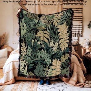 Forrest Woven Blanket for Nature Lover - Green Moss Tapestry  - Forrestcore Throw Gift - Leaf Pattern Couch Blanket - Botanical Home Decor