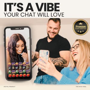 Puede incluir: Un producto digital que muestra una pantalla de smartphone con una cuadr&iacute;cula de coloridos emoticonos de chat, incluyendo etiquetas como Queen, VIP, W, #1, Clap e iconos de coraz&oacute;n. El texto IT'S A VIBE YOUR CHAT WILL LOVE y una insignia Premium Chat Emotes son visibles.
