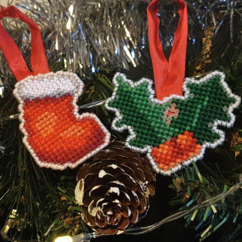 Christmas Charms Cross Stitch Patterns: Tree, Bell, Snowman, Holly, Bauble, Candy cane, Presents (PDF) image 4