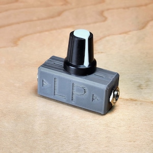 1/8" (3.5mm) Passive Low-pass Filter