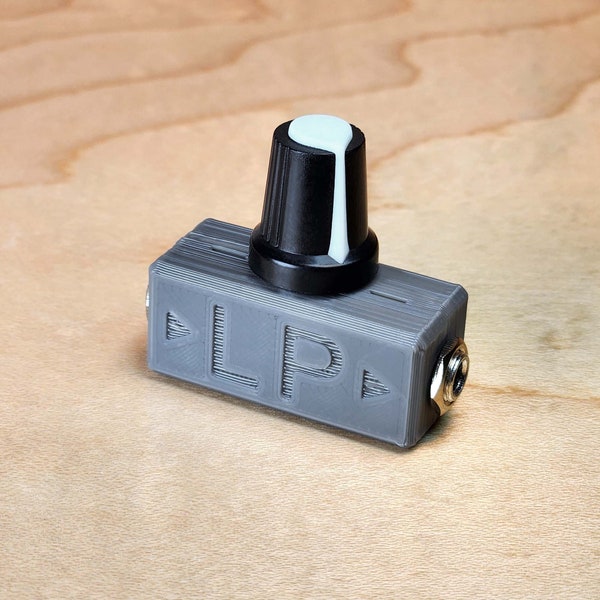 1/8" (3.5mm) Passive Low-pass Filter