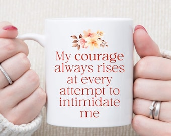 Taza de regalo de Jane Austen para lectores, taza de té de Orgullo y Prejuicio de Jane Austen, taza de café de doble cara con diseño de libro, ideas de regalo para amantes de los libros, taza del coraje
