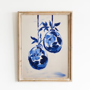 Blaue und weiße Feiertags-Wand-Kunst | Girly Blumenornament Print | Chinoiserie Chic Decor | Trendiger Winterdruck zum Downloaden