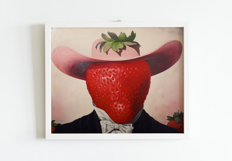 Peut inclure: Une peinture encadr&eacute;e repr&eacute;sentant une grosse fraise rouge avec un sommet feuillu vert portant un chapeau rose &agrave; larges bords. La fraise est v&ecirc;tue d'une veste de costume sombre avec une chemise blanche &agrave; col et un n&oelig;ud papillon blanc.